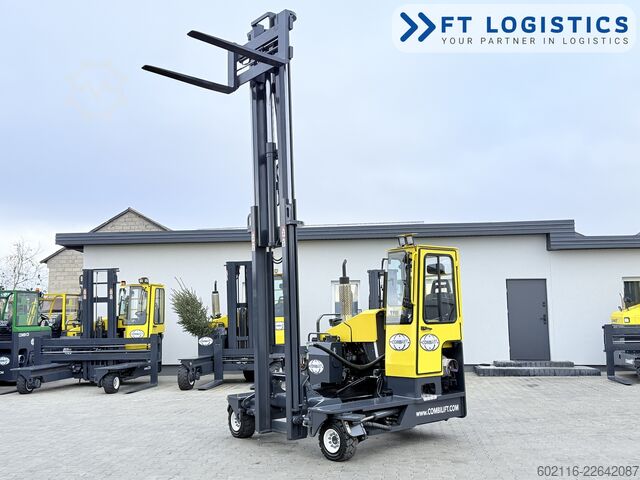Carretilla retráctil de 4 vías Combilift C4000 GAS DUPLEX 4600 FORK POSITIONER