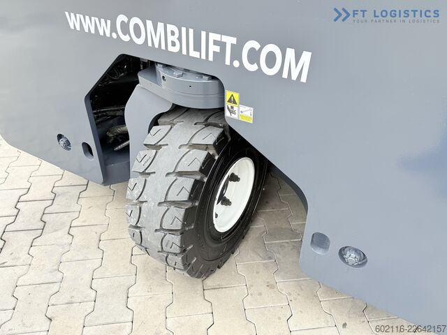 Chariot élévateur multidirectionnel Combilift C4000 GAS DUPLEX 4600 FREE-LIFT CABIN