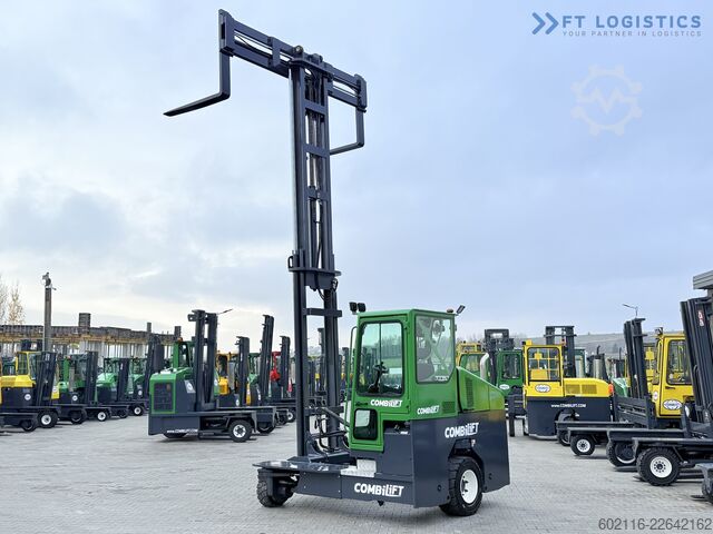 4方向フォークリフト Combilift C4500 WIDE FORK POSITIONER DIESEL DUPLEX