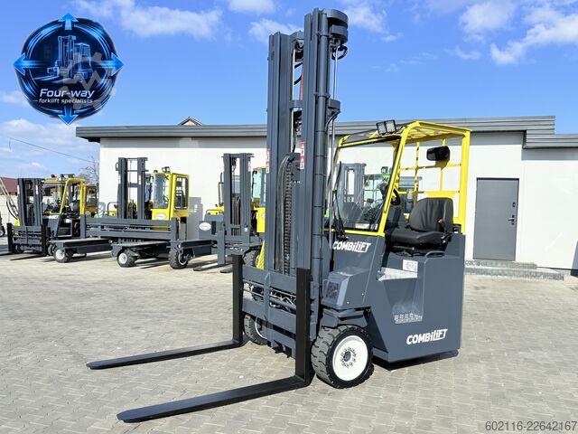 4方向フォークリフト Combilift CB4000 GAS TRIPLEX 8500 FREE LIFT