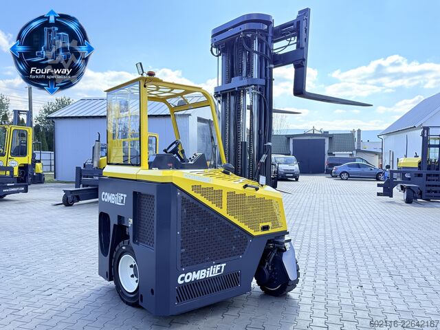 4方向フォークリフト Combilift CB4000 GAS TRIPLEX 8500 FREE LIFT