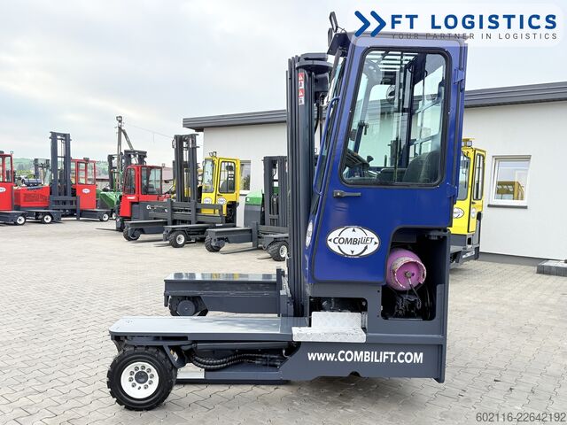 Chariot élévateur multidirectionnel Combilift C4000 GAS TRIPLEX 5550 POSITIONER CABIN
