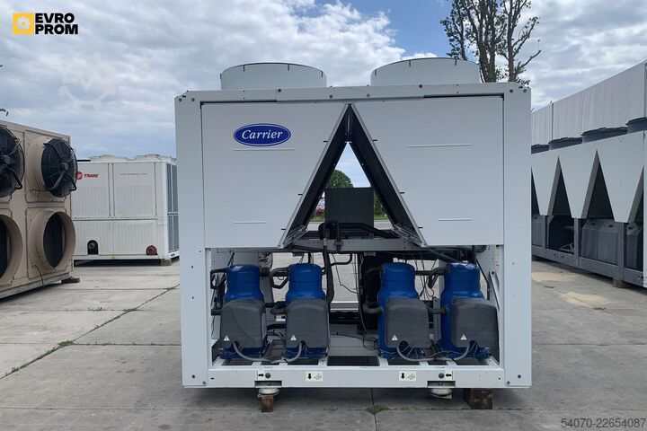 Chiller Used Industrial Chiller CARRIER - 261 kW | With warranty