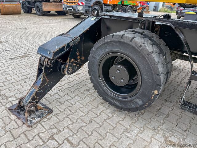 Umschlagbagger Caterpillar CAT MH3026-06C Umschlagbagger Kamera ZSA
