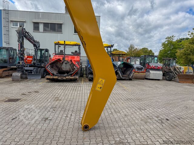 Umschlagbagger Caterpillar CAT MH3026-06C Umschlagbagger Kamera ZSA