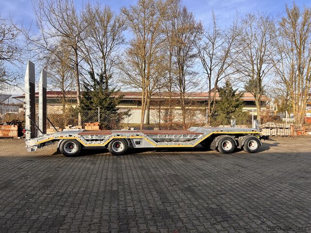 Низкорамный прицеп Möslein T 4 VB H1 R  neuer 4 Achs Tieflader + Radmulden
