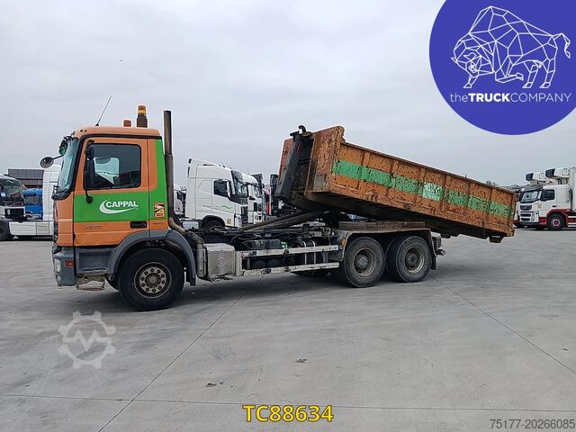 Transporte de contenedores Mercedes-Benz Actros 2641