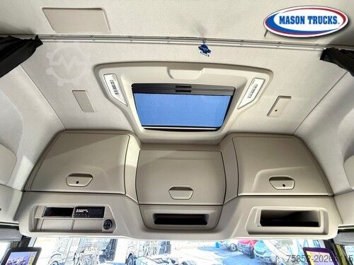 ืืจืงืืืจ ืืืืฉ ืกืื ืืจืื Iveco S-Way 580 Full Air