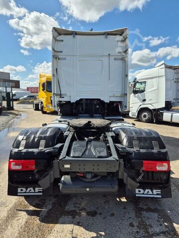 Standard traktor DAF XG 480 FT