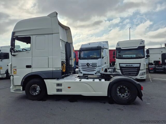 Standard tractor DAF XF 440 FT SUPER SPACE CAB
