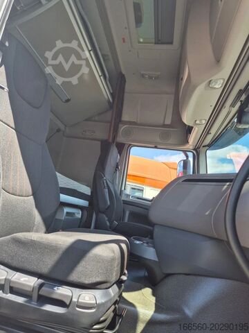 Tracteur standard DAF XF 480 FT SUPER SPACE CAB, different location :...