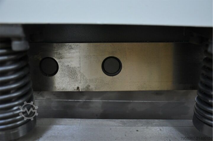  Metal Technics Polska HYDRAULICZNE NOŻYCE GILOTYNOWE 10 X 3200