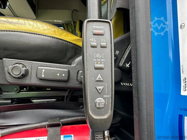 Șasiu cu cabină Volvo FH 16.750 6x4 Globe XL Chassis Retarder 3.90 Wb...