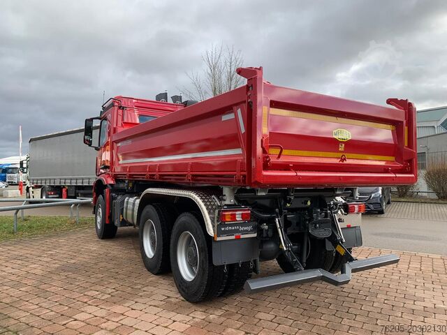 Truk bak dump tiga sisi Mercedes-Benz Arocs 2651 K Dreiseitenkipper Meiller KlimaA
