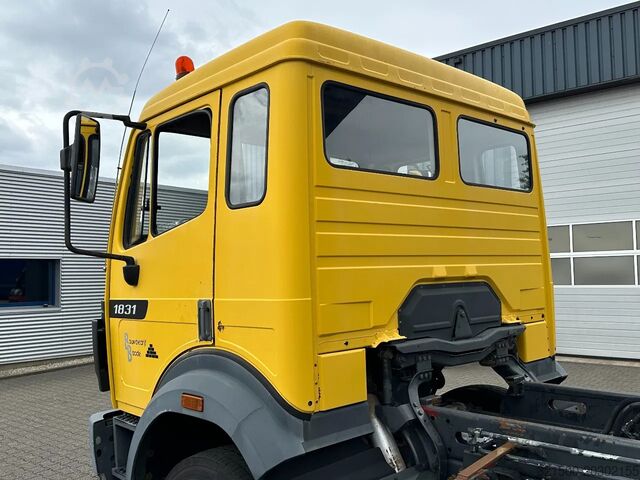 Sistem de braț cu cârlige Mercedes-Benz SK 1931 4x2 Meiler Haakarm 20T Manual + Telma /...