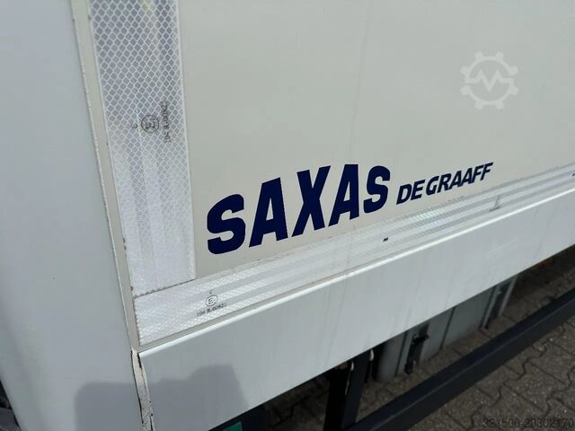 Valise Iveco EuroCargo 180 Closed Box Saxas 12T / Lift / Eur...