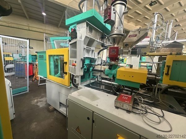 Mašina za injekcijsko prešanje Arburg 270C 400-70 e²