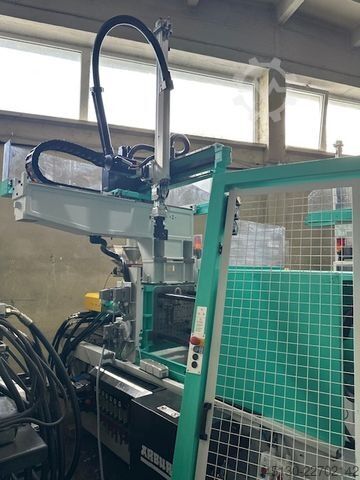 Mašina za injekcijsko prešanje Arburg 270C 400-70 e²