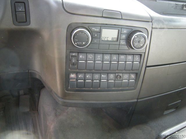 Truk derek MAN MAN 35.400, Zanner Plateau, Rampen, Winde