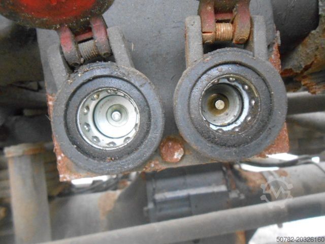 Camion benne UNIMOG U1450 427/11 mit Kran