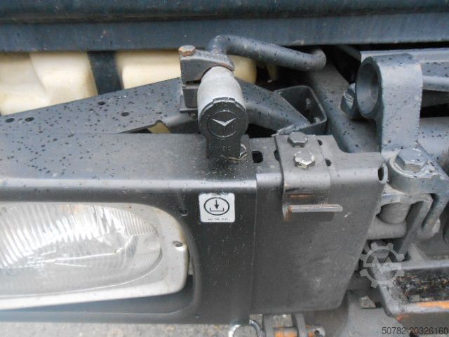 Camion benne UNIMOG U1450 427/11 mit Kran