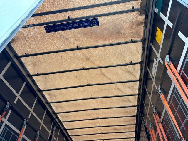 Otvorena poluprikolica sa ceradom SCHMITZ CARGOBULL SCB S3T * POWER CURTAIN * LIFT ACHSE