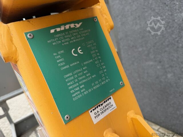  NIFTYLIFT HR12 NE Knikarmhoogwerker 4x2 Elektrisch 2012 12M werkhoogte