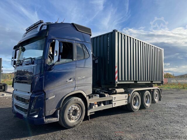 コンビネーションフレーム 2×10インチおよび1×20インチ海上コンテナ Hitta HAR60 Abrollcontainer