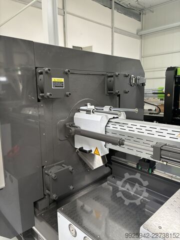 Sprøjtestøbemaskine YIZUMI P350H/ IU1610