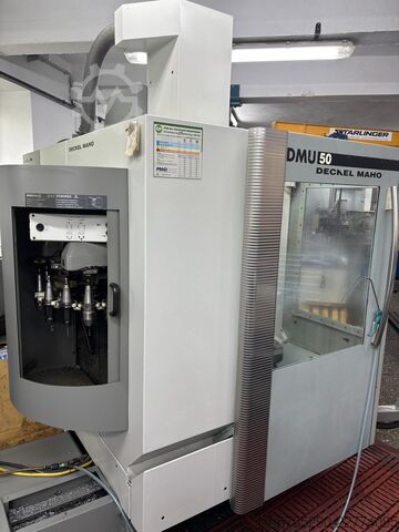Univerzalni obdelovalni center Deckel Maho DMU 50