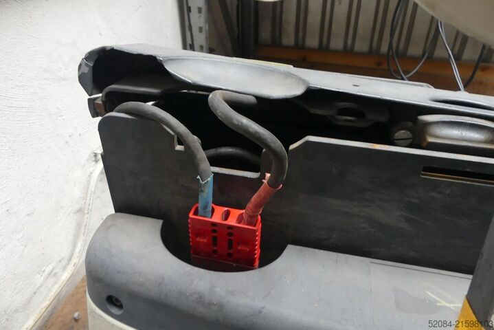 Ručni paletni viličar Crown 