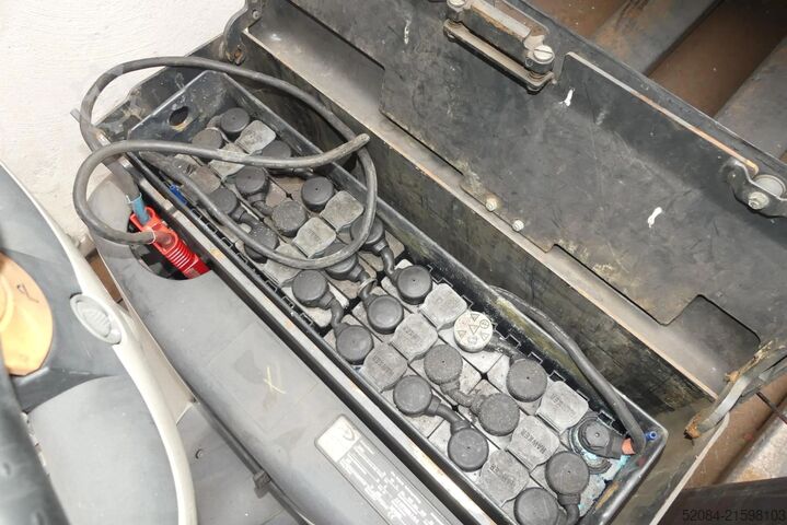 Ručni paletni viličar Crown 