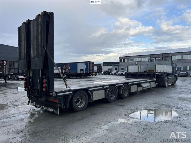 Low loader HRD 3 axle trailer w/ extension of 5.5 meters and Hydr