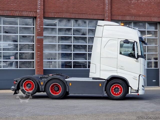 SZM tiêu chuẩn Volvo FH 13.500 Globetrotter 6x2 - I Save - 3.00 WB -...