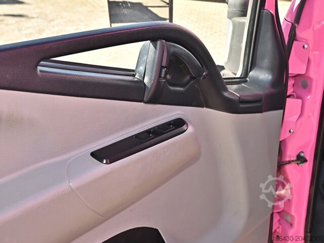 Van Mitsubishi Fuso Canter