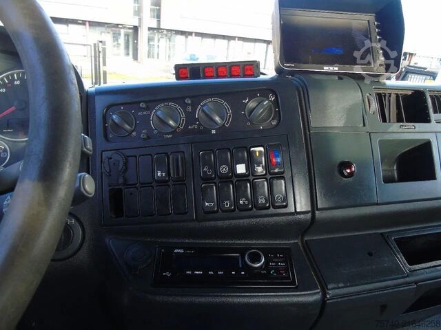 نظام ذراع الخطاف MAN TGA 41.440 8X4 + HIAB 166 E-3 HIPRO + REMOTE + ...