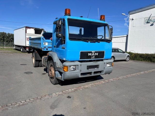 Three-sided tipper truck MAN Dreiseitenkipper MAN 18.224 Meiller DSK