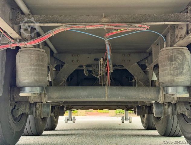 Kühlauflieger SCHMITZ CARGOBULL SCB*S3B THERMO KING SLXe300 LIFT AXLE 1340x250x2