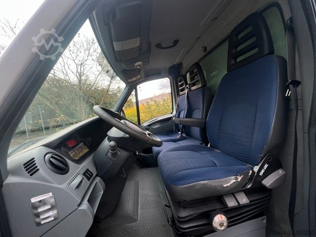 Transporter mit Koffer IVECO Daily 35C15 Hpi Koffer Ahk Klima Lkw 3,5t Euro4