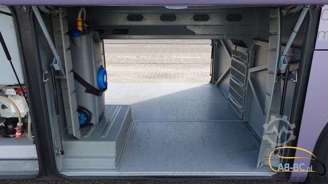 Turistički autobus MERCEDES-BENZ Tourismo 52 Sitze EURO 6