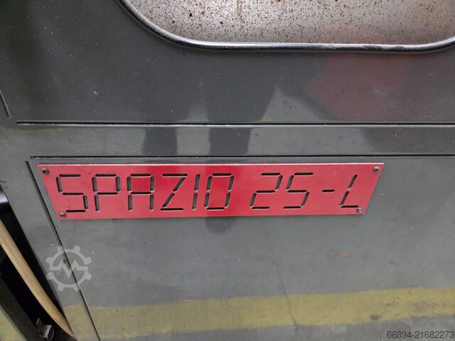 Centro de maquinagem universal FPT Industrie Spazio 25-L