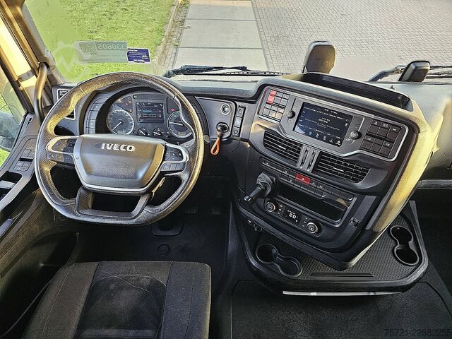 Estándar-SZM IVECO S-WAY AS440S48 6x2