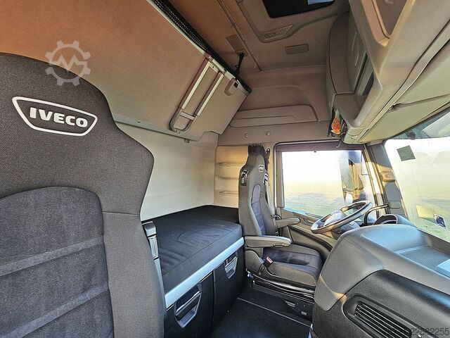 Estándar-SZM IVECO S-WAY AS440S48 6x2