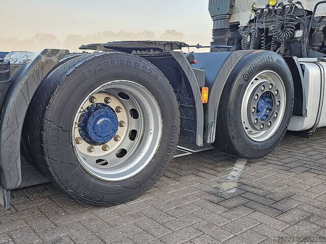 Estándar-SZM IVECO S-WAY AS440S48 6x2