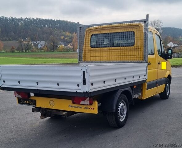 Truk pickup Mercedes-Benz 316 Sprinter