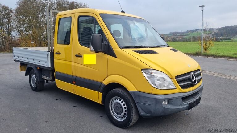 Truk pickup Mercedes-Benz 316 Sprinter