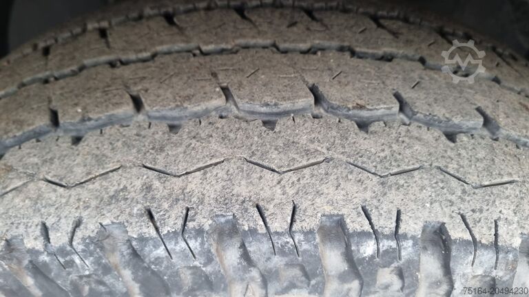 Truk pickup Mercedes-Benz 316 Sprinter