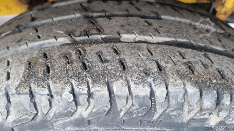 Truk pickup Mercedes-Benz 316 Sprinter