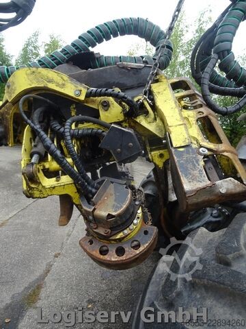 горска машина John Deere 1270E