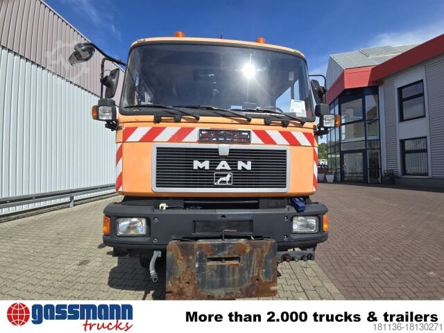Châssis de camion MAN F10 26.272 6x6, F90